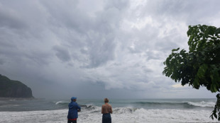 Le cyclone Garance frappe La R&eacute;union, en alerte violette