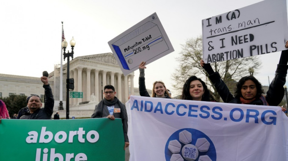Arremetida conservadora contra una doctora por recetar p&iacute;ldoras abortivas en EEUU