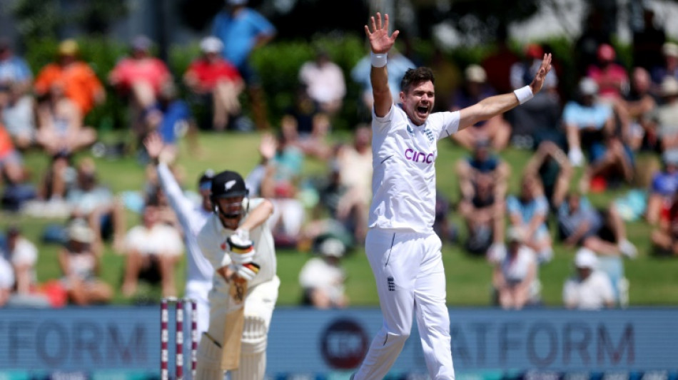 No-show Anderson a worry for England as Australia's Smith falls cheaply