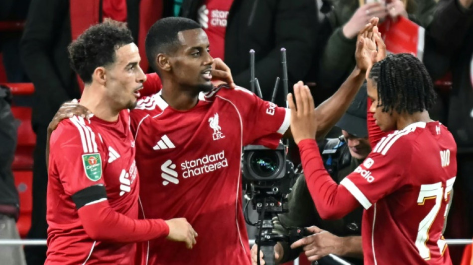 Red-hot Liverpool face Palace test as Arsenal try to keep pace