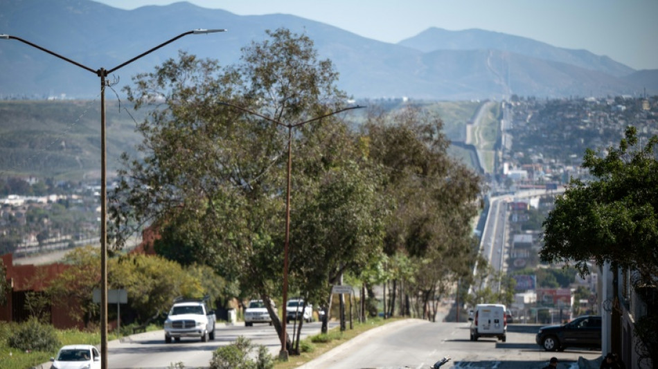 Atos de viol&ecirc;ncia ap&oacute;s morte de narcotraficante obrigam suspens&atilde;o de 3 jogos de futebol no M&eacute;xico