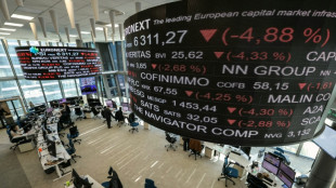 La Bourse de Paris &eacute;volue proche de son record