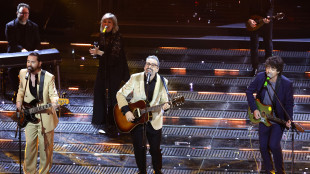 Brunori Sas dedica 'L'anno che verr&agrave;' a Paolo Benvegn&ugrave;