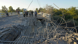 Le Cambodge affirme que la Tha&iuml;lande a lanc&eacute; des frappes a&eacute;riennes apr&egrave;s leurs pourparlers sur leur conflit frontalier