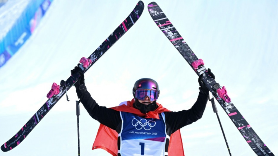 Su&iacute;&ccedil;a Mathilde Gr&eacute;maud supera estrela chinesa Eileen Gu e &eacute; ouro no esqui estilo livre em Mil&atilde;o-Cortina