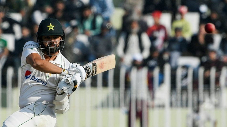 Pakistan-England Test delicately poised at tea on last day