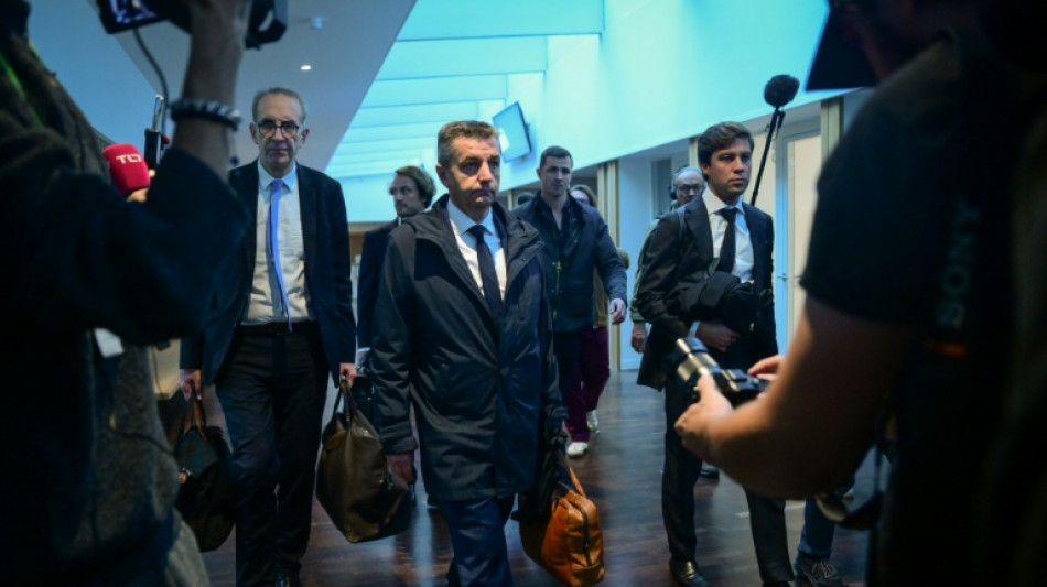 Sextape &agrave; Saint-Etienne: prison ferme et in&eacute;ligibilit&eacute; requises contre le maire