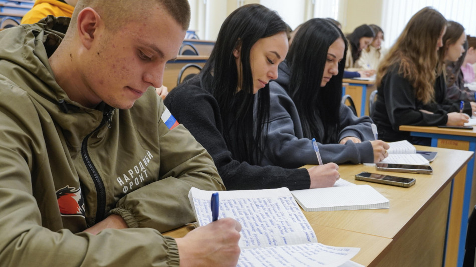 'Troppi attacchi russi', universit&agrave; di Kiev passa alle lezioni on line
