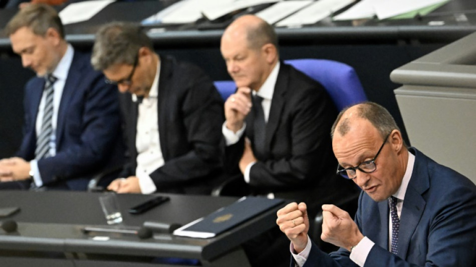 "Klempner der Macht": Merz spricht Scholz Eignung f&uuml;r Kanzleramt ab