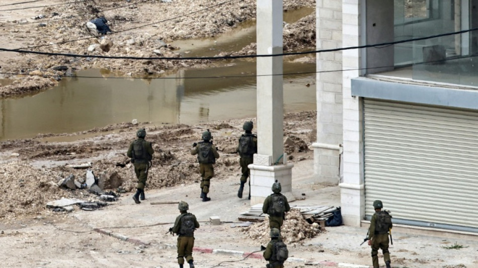 Cinco soldados israel&iacute;es, imputados por malos tratos a un preso palestino