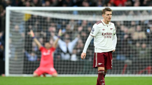 Angleterre: Arsenal l&acirc;che du lest, Liverpool g&acirc;che tout