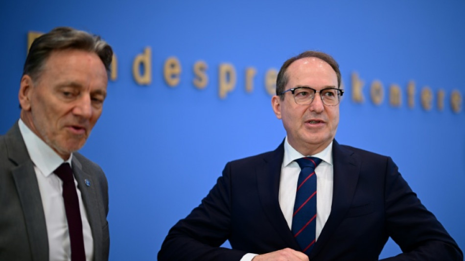 Milliardenschaden durch Organisierte Kriminalität - Dobrindt: "Massives Drogenproblem"