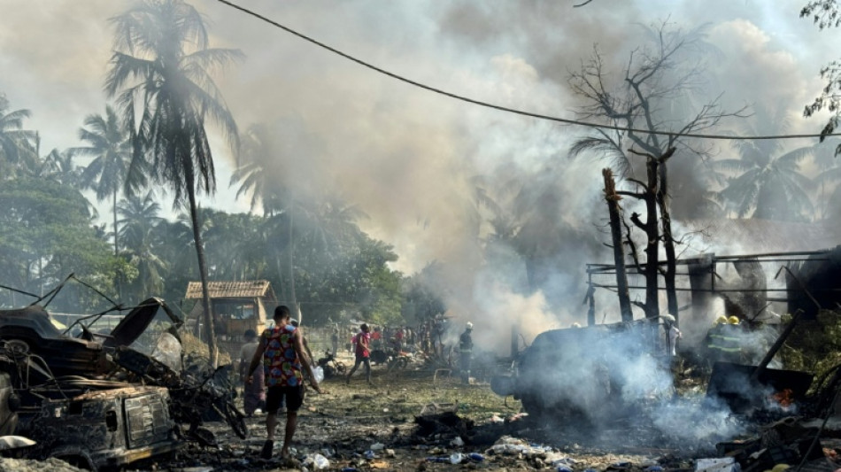 Rettungskr&auml;fte: Zahl der Toten bei Angriff der Armee auf Markt in Myanmar auf 50 gestiegen