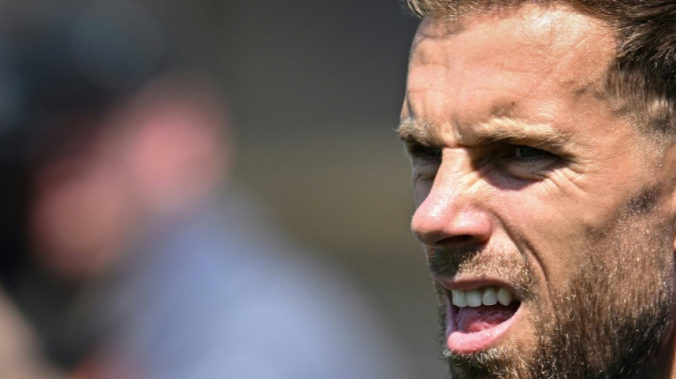 Henderson se desculpa com comunidade LGBTQIA+ por jogar na Ar&aacute;bia Saudita