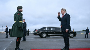 Trump chega &agrave; Irlanda para torneio de golfe e reuni&otilde;es de alto n&iacute;vel