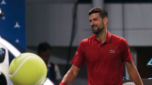 Shanghai: Djokovic ok all'esordio, battuto Cilic