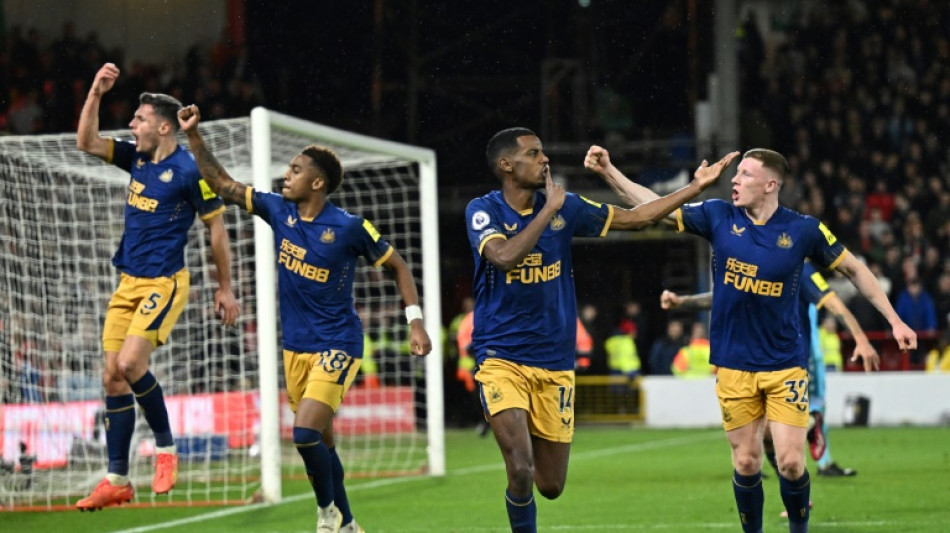 Isak fires Newcastle to within sight of Premier League top four