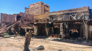 L'arm&eacute;e reprend l'a&eacute;roport de Khartoum, nouveau revers pour les paramilitaires