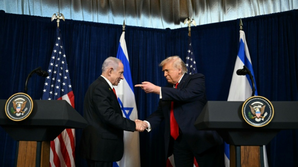 Trump warns Hamas, Iran after Netanyahu talks