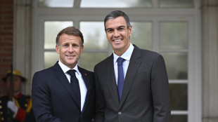 Macron, 'soluzioni ferme per proteggere le nostre frontiere comuni'