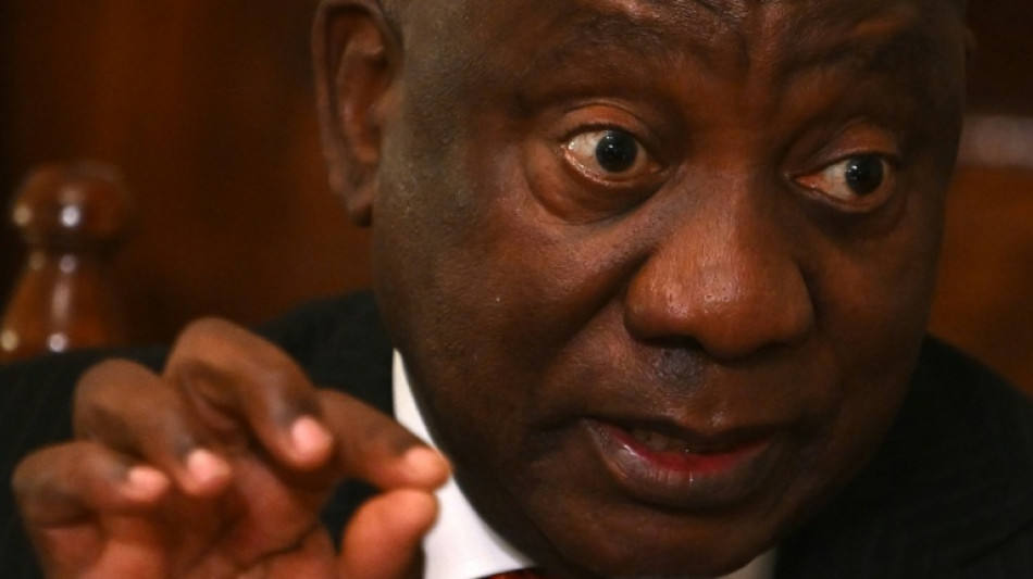 Destitution: le pr&eacute;sident sud-africain sous pression apr&egrave;s un scandale