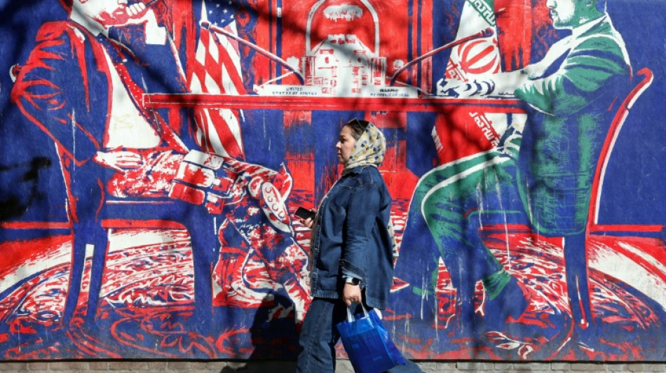 Asian markets fluctuate after healthy week of tech gains