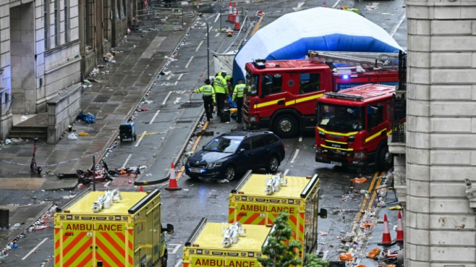 Une voiture fonce sur la foule &agrave; Liverpool, 27 personnes hospitalis&eacute;es
