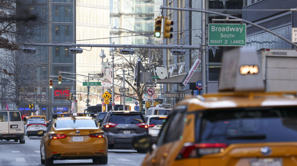 Primo anno di tassa sul traffico a New York, 27 milioni di auto in meno