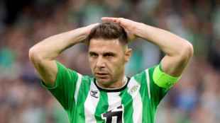 La leyenda del Betis Joaqu&iacute;n cuelga las botas 