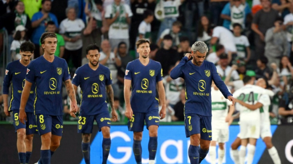 Atletico beaten again in Elche thriller