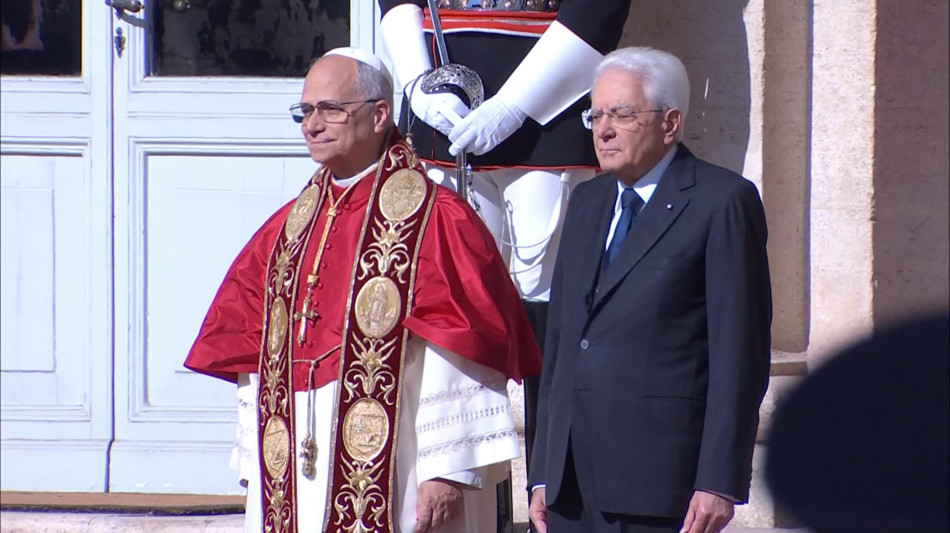 Mattarella, rilanciare soluzione due popoli due Stati