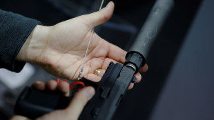 Reisender mit Pistole samt Schalld&auml;mpfer an Flughafen in Bremen gestoppt 