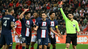 Ligue 1: le Paris SG &agrave; dix sauve un point &agrave; Reims