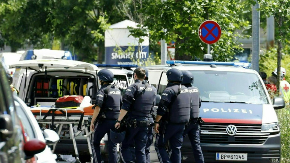 Medien: Angreifer tötet acht Menschen in Schule in Österreich
