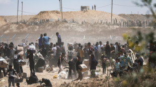 Soccorritori Gaza, 'saliti a 60 i morti, 31 vicino area aiuti'