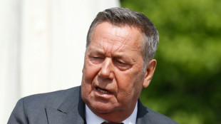 Roland Kaiser hält seinen Dackel für trickreich und "deutlich überlegen"