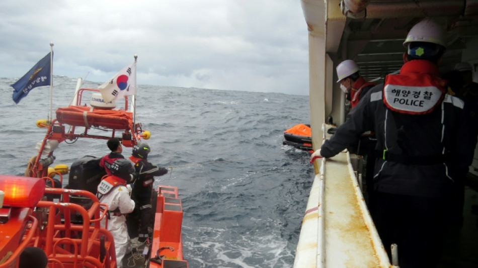 Ocho marineros desaparecidos tras naufragio entre Jap&oacute;n y Corea del Sur