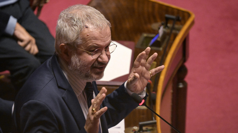 Borghi (Lega), noi per l'abbandono anche unilaterale del Patto di stabilit&agrave;